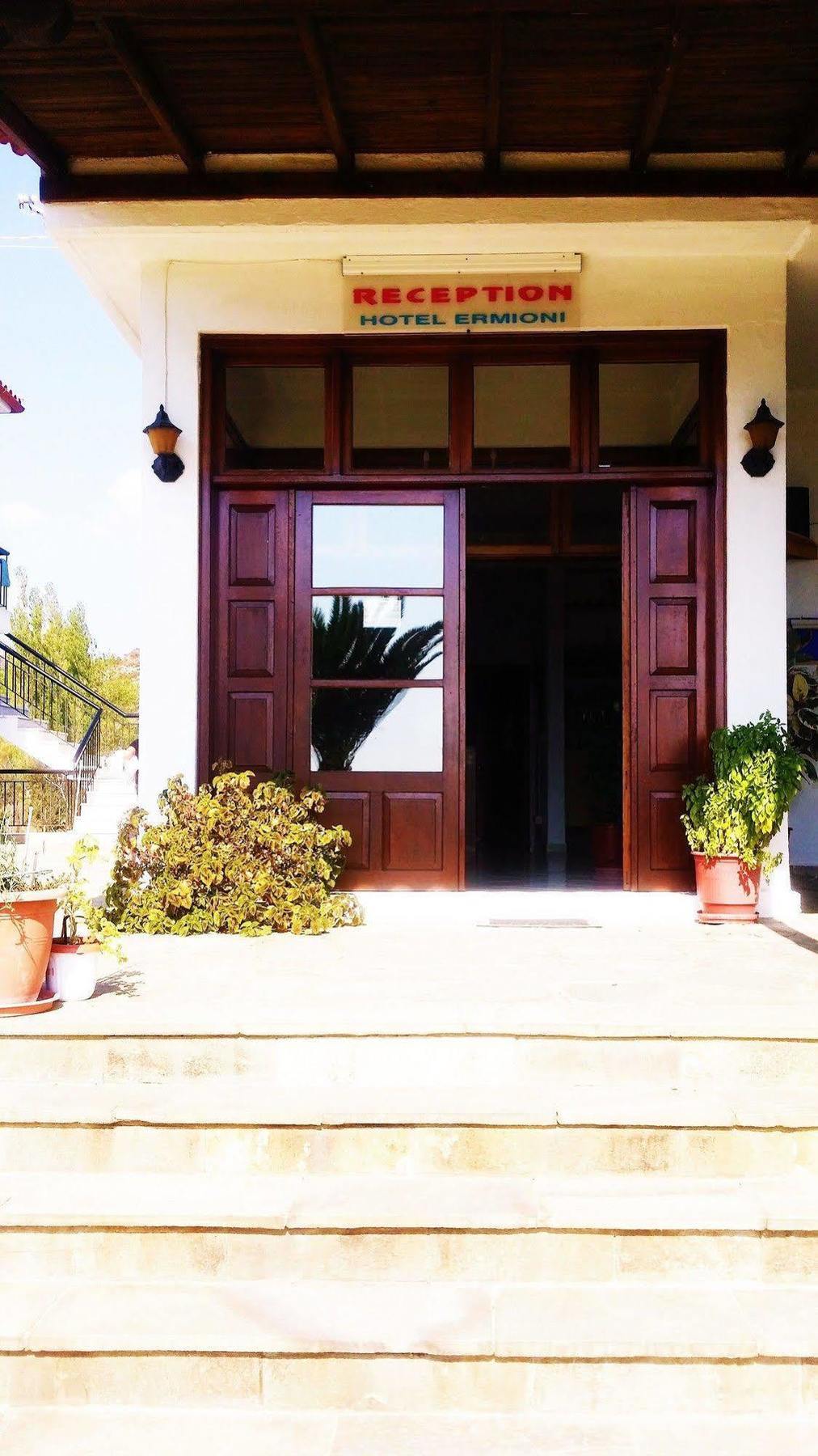 Hotel Ermioni Kalamítsion Exterior foto